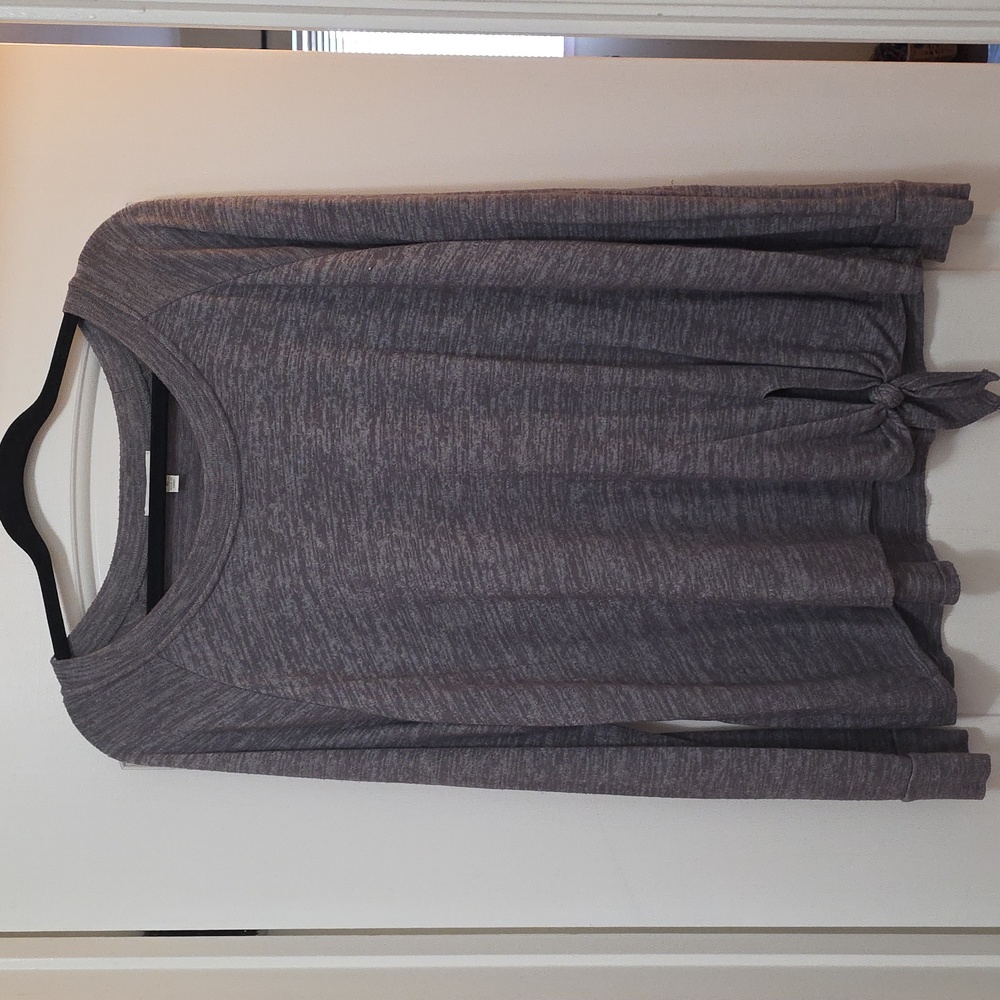 Nine Britton Heather Gray Tie-Front Sweatshirt